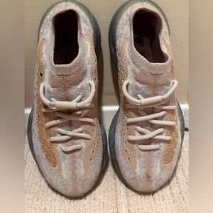 Yeezy boost, worn no original box small stain on left shoe